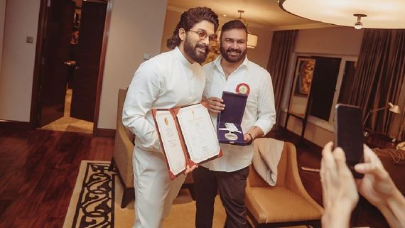 Allu Arjun Receives Grand Welcome From Fans For Bringing Home National Award