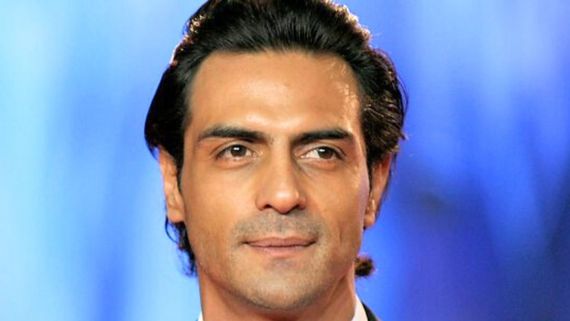 Something Is Brewing For Arjun Rampal And We Feel It's A New Project?