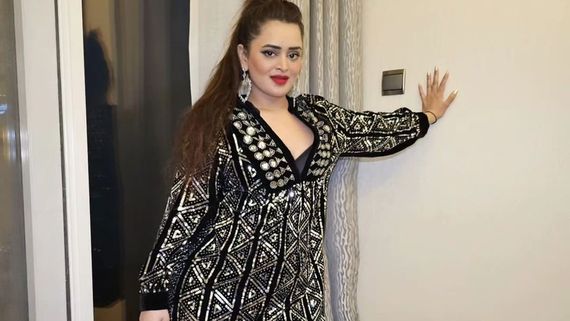 Bigg Boss OTT 2: Bebika Dhurve Introduces Abhishek To Jiya’s Mom As Her ‘Damaad’; Latter Gives A CUTE Reaction