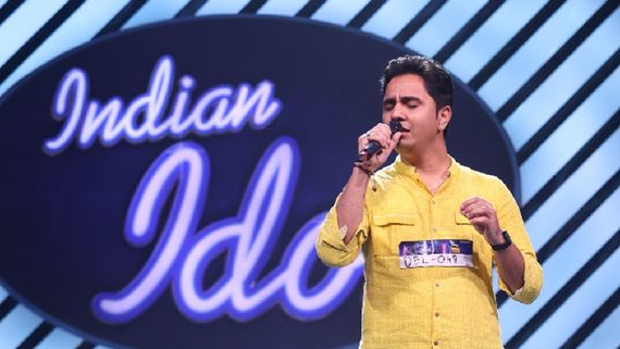 Indian Idol Judge Shreya Ghoshal Lauds Piyush Pawar; Says, 'You Capture Rafi Saab's Magic’