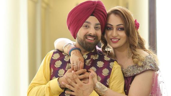  Bigg Boss 17 EXCLUSIVE: Taarak Mehta Ka Ooltah Chashmah Actor Kanwalpreet Singh️️️️️️️️ & Wife In Salman Khan
