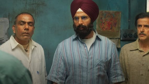 Mission Raniganj Day 2 Advance Booking Report: Akshay-Parineeti’s Film Witnesses Massive Growth During Weekend