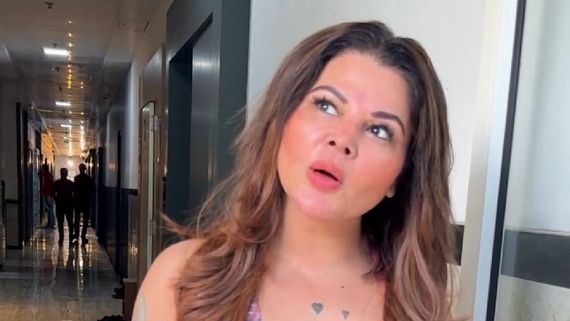 Israel Jao Pehle To, Wahan Se Zinda….: Rakhi Sawant Gets BRUTALLY Trolled As She Dresses As Indian Soldier