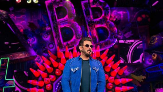 Bigg Boss 17 EXCLUSIVE: Makers Planning For Singles VS Couples? Details About Probable THEME Out