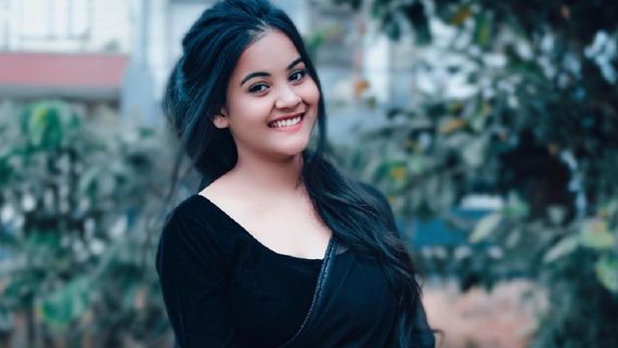 Gungun Gupta Leaked MMS Row: Instagram Influencer’s Old Video Flaunting Desi Look’ Goes Viral Amid Controversy