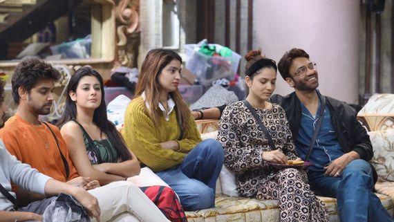 Bigg Boss 17 Voting Trends: Will Vicky Jain Be In Bottom 2 Like Last Week? Fans Wonder About BB 17 Elimination