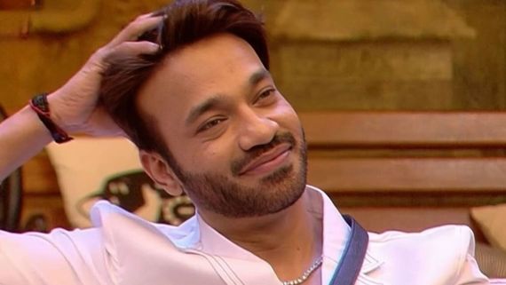 Bigg Boss 17 Elimination: Did THIS Ex-Contestant CONFIRM Vicky Jain's Mid-Week Eviction? Check DEETS