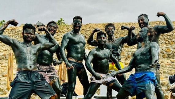 Akshay Kumar & Tiger Shroff’s Bade Miyan Chote Miyan Finish Jordan Shoot Schedule (BTS Moments)