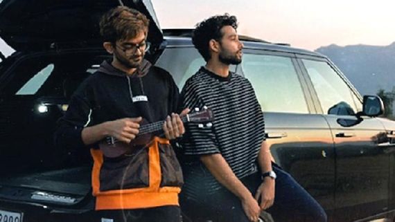 Valentine's Day 2024: Siddhant Chaturvedi Shares New Rap Teri Yeh Baatein, Fans Say 'Banda Multi-Talented...'