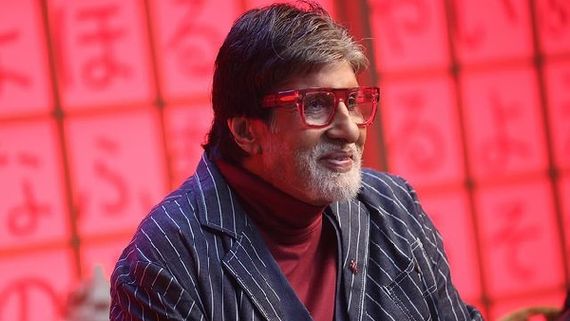 Amitabh Bachchan Receives Lata Deenanath Mangeshkar Puraskar, Says 'Feels Fortunate To Be...'