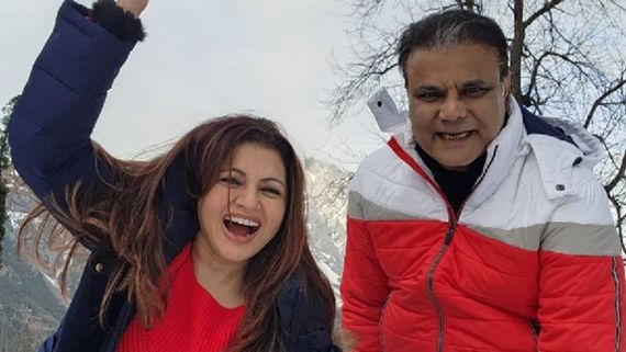 Bhagyashree Goes 'Kyun Jaye Amsterdam' As She Enjoys Romantic Vacation In Kashmir With Husband- VIRAL VIDEO & 