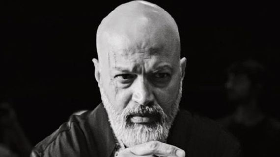 Adipurush Actor Bijay Anand Opens Up On Balancing Acting Schedule & Yoga Sessions For Mental Well-Being