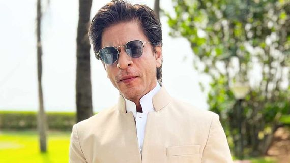 Shah Rukh Khan's Health Update: Actor Jetted Off To Mumbai After Discharge, In No Mood To Face Media, WATCH