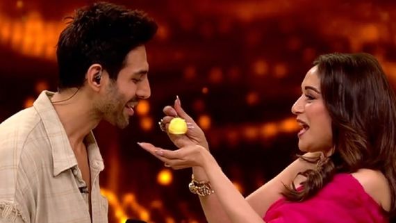 Dance Deewane 4 Finale: Madhuri Dixit Treats Kartik Aaryan With Rasmalai- What Happened Next? 