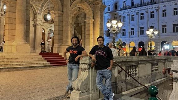 Saif Ali Khan Teams Up With Siddharth Anand For New Film After 17 Yrs? Fans React To Viral Pic, Say 'Old Duo..