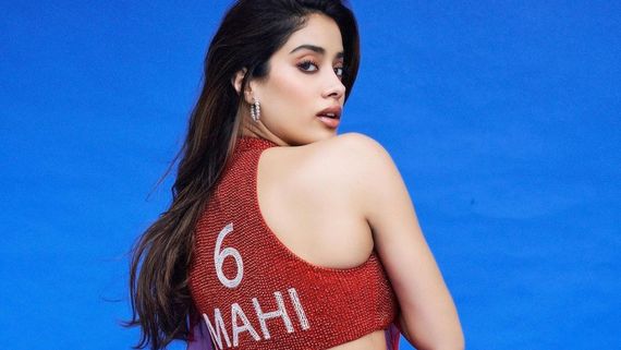 Why Didn't Janhvi Kapoor Take MS Dhoni's Jersey No 7? Mr. & Mrs. Mahi Actress REVEALS Secret 'No One Should...