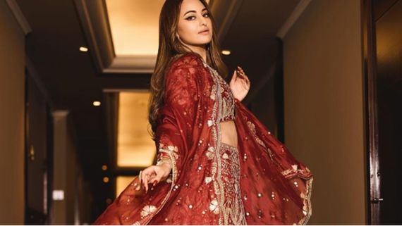 Sonakshi Sinha Wedding Attire: Is Heeramandi Star Wearing Red? Leaves Major Clue On Digital Invitation Card
