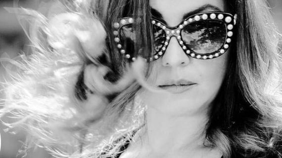 This Actress Went Viral For Kissing Her Father, She Also Dated Bigg Boss OTT 3 Contestant, She Is...