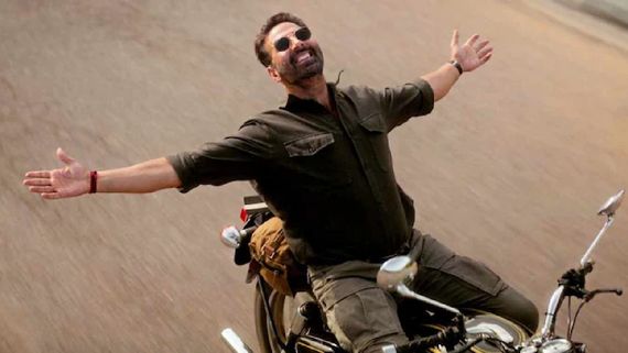 Sarfira Box Office Collection Day 6 Prediction: Akshay’s Film Struggles To Cross 20Cr In Week 1