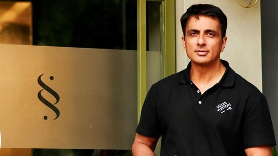 Sonu Sood Becomes HERO Again, Promises To Support A Girl's Education: Netizens Laud 'We Need People Like You'