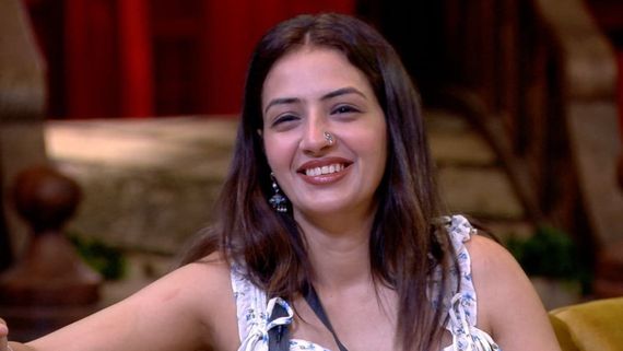 Bigg Boss OTT 3: Vada Pav Girl Chandrika Dixit Lands In Legal Trouble After FIR Filed Against Her