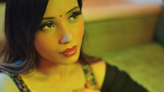 O Sajni Re Part 1 Streams On Ullu: Who Is Adult Star Alendra Bill? Bio, Instagram ID, Boyfriend, More!