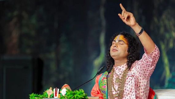 Bigg Boss 18 Premiere: Aniruddhacharya Clickes On BB18 Sets; Is He Participating In Salman's Show?