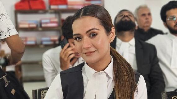 Taarak Mehta Ka Ooltah Chashmah Actress Aradhana Sharma Starts Shoot For Saira Khan Case. PICS