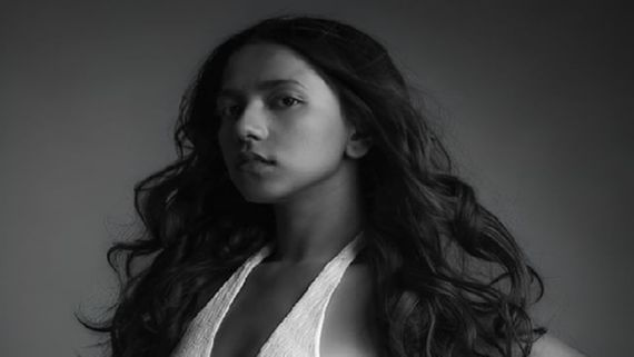 Actress Pooja Dey Gets Followed By Two People, In Car & Bicycle; Shares Challenges Faced By Women in India