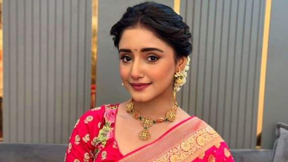 Navratri EXCLUSIVE | Kumkum Bhagya Star Rachi Sharma Reveals How She Celebrates Navratri: I’m Extra…