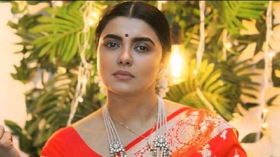 Dhanteras 2024: Star Bharat’s Popular Show ‘Shaitani Rasmein’s Actress Richa Sony Shared Her Excitement 