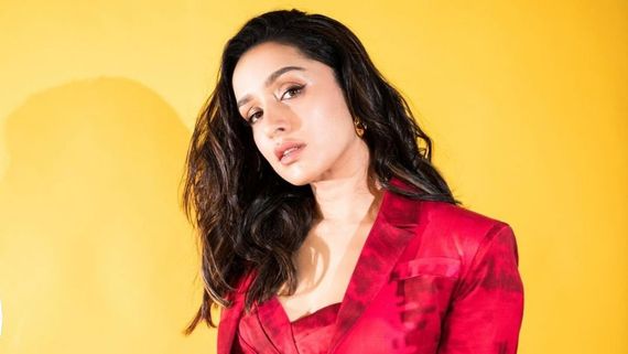 Stree 2 Actress Shraddha Kapoor Hevaily TROLLED For 'Awkward' Ramp Walk In Super Heavy Dress; WATCH Video