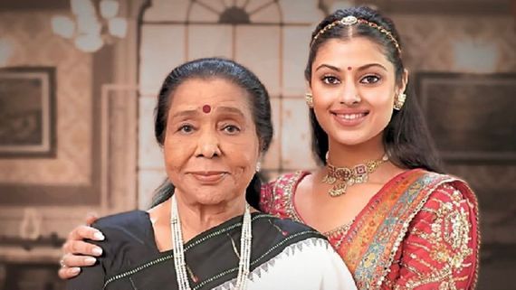 Asha Bhosle Sings At The Age Of 91 In ‘Saiyaan Bina’