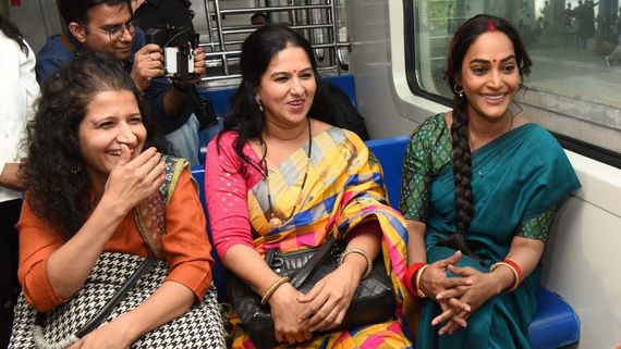 Bas Itna Sa Khwaab: Commuters Excited As Rajashree Thakur Celebrate The Everyday Avanis In Mumbai Local