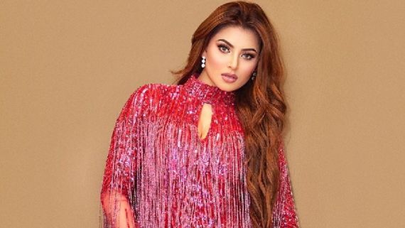 WATCH: Urvashi Rautela Aces Hack Of 'Self Choreography' Like Pro, Dance Video Sets Fans Frenzy