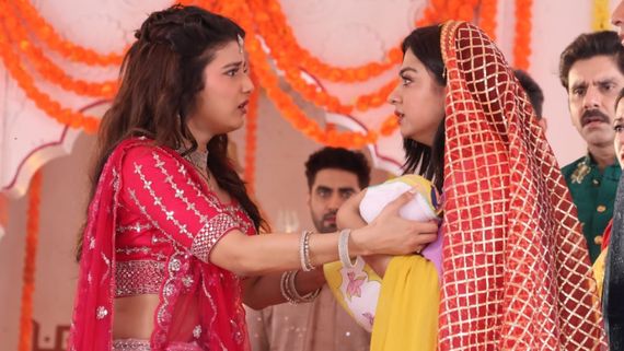 Yeh Rishta Kya Kehlata Hai Written Update December 9: Abhira ‘Kidnaps’ Daksh; Dadi Sa Slaps Armaan - BIG TWIST