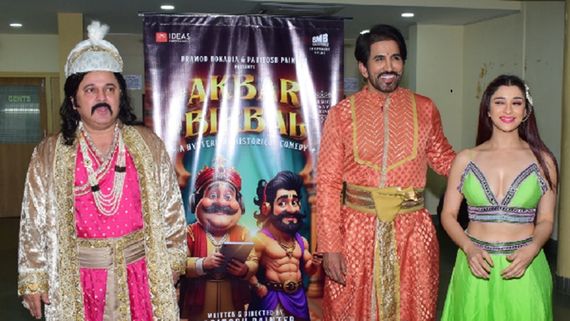 Ali Asgar, Vishaal Kotian, Delnaaz Irani & Nyra Banerjee Bring a Modern-Day Twist to #Akbar @Birbal!