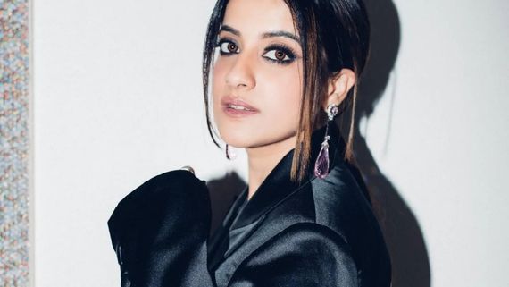 Jasleen Royal Sets New Benchmark; To Open Coldplay's Music Of The Sphere Tour, DEETS