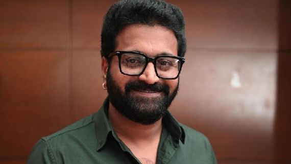 Rishab Shetty Drops An Adorable Birthday Wish To His Mother!