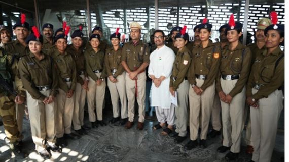 Aamir Khan Celebrates Republic Day With a Visit to the Statue of Unity While Shooting for Sitaare Zameen Par  