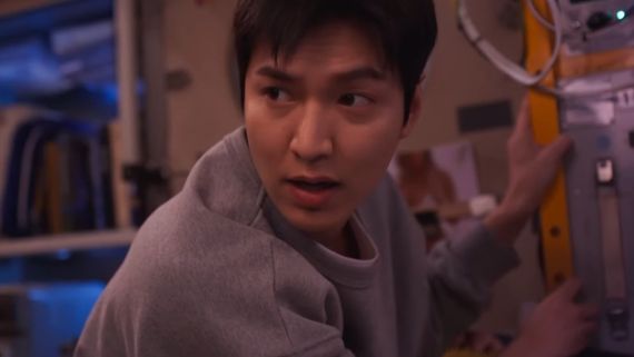 'When The Stars Gossip' Beautiful Romantic Clip Teased By Netflix, More Details