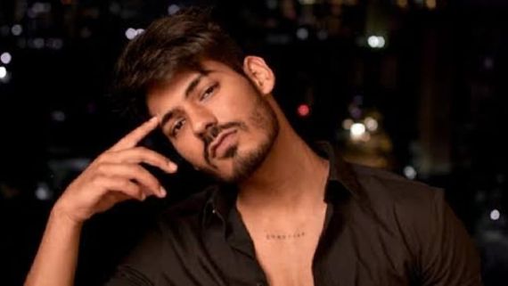 Arrested: Digvijay Rathee's Arrest Prank By Fans Almost Gives His Family Members A Heart Attack