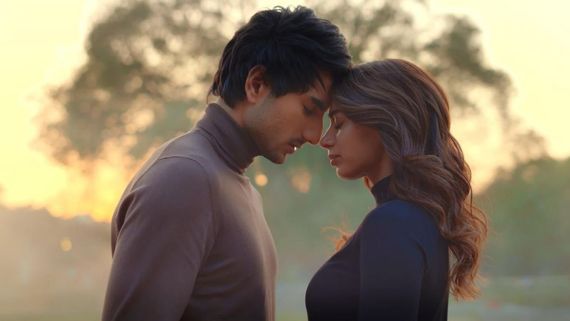 Khushi Kapoor & Ibrahim Ali Khan’s Magnetic Chemistry in Nadaaniyan is the Love Story to Watch Out For!
