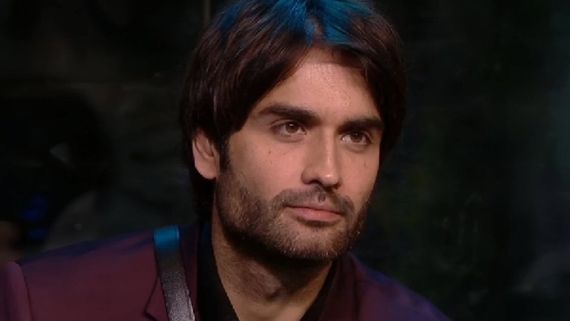 Bigg Boss 18: Vivian Dsena’s Fan Dedicates Song to Him, Lyrics Go Viral. Check Out!