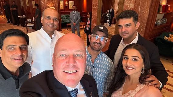 Aamir Khan, Vidya Balan & Others Meet New Zealand PM Christopher To Explore Film Destination Opportunites     