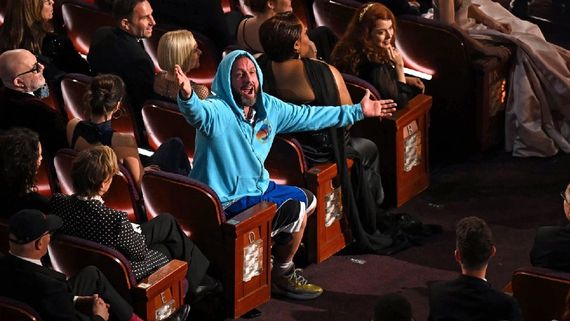 Oscars 2025: Adam Sandler Attends 97th Grammy Awards In A Sweatshirt; Grabs Eyeballs