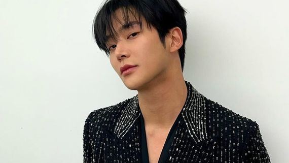 Extraordinary You Actor & Singer Rowoon Breaks Internet With Hot Photoshoot; Fans Call Him 'Snack'
