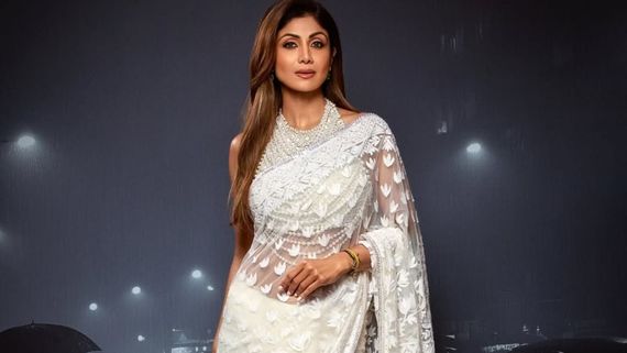 Shilpa Shetty Thanks Her Fans For Maintaining Her Popularity; Shares Why Cinema Is Facing Tough Time