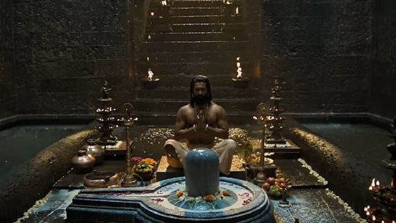 Chhaava Box Office Collection Day 21 Early Updates: Vicky's Film Crosses 480 Cr Despite Seeing 35% Drop