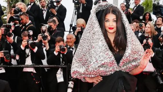 Aishwarya Rai Car Accident: Bouncer Slaps The BEST Bus Driver After Minor Collision? Latest Reports Reveal....